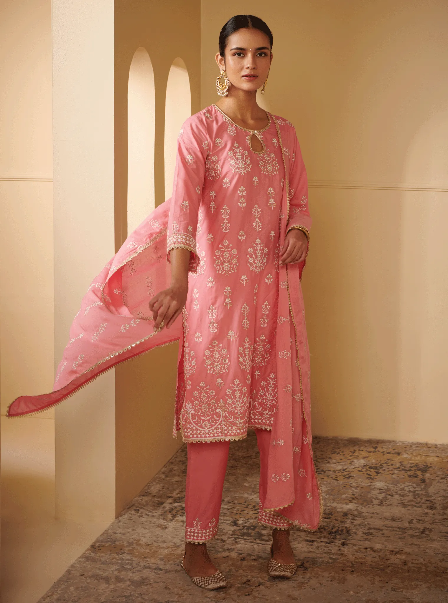 Mulmul Cotton Kasari Pink Kurta With Kasari Pink Pant