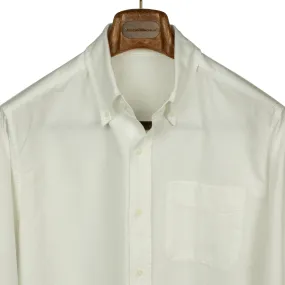 Oxford cloth button-down shirt in white (restock)